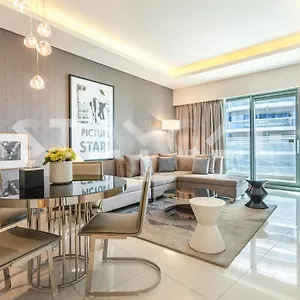 Staycae Paramount Towers , دبي الإمارات العربية المتحدة